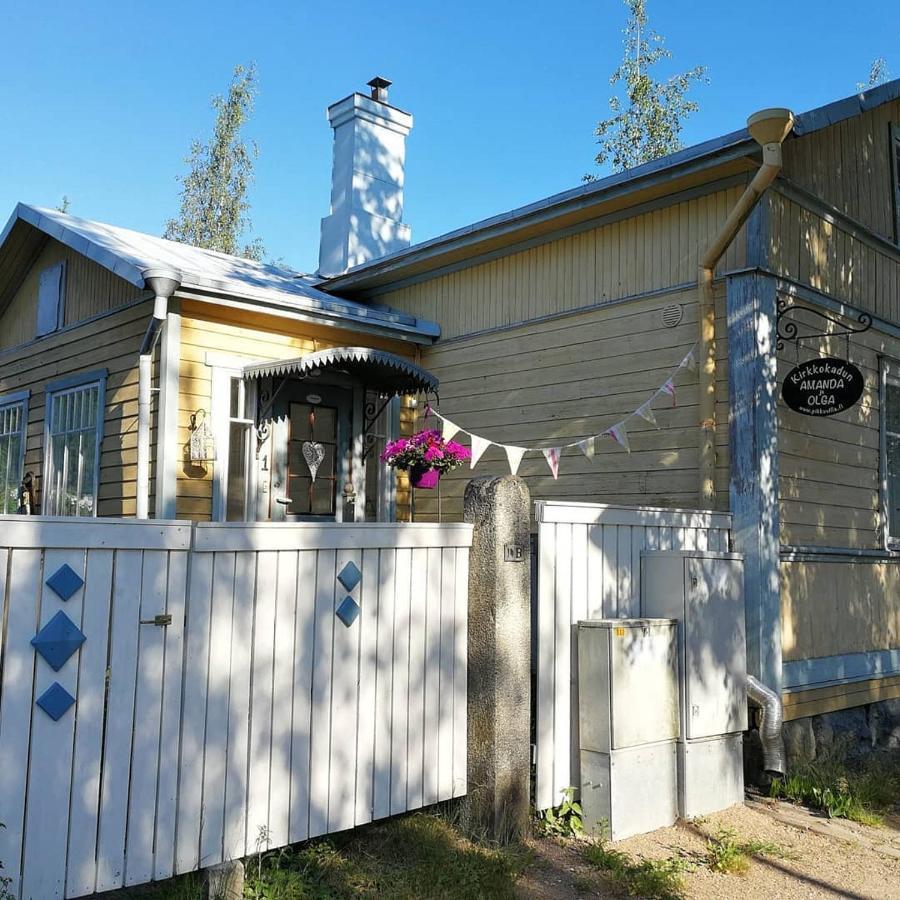 Kirkkokadun Amanda Ja Olga Bed & Breakfast Uusikaupunki Ngoại thất bức ảnh