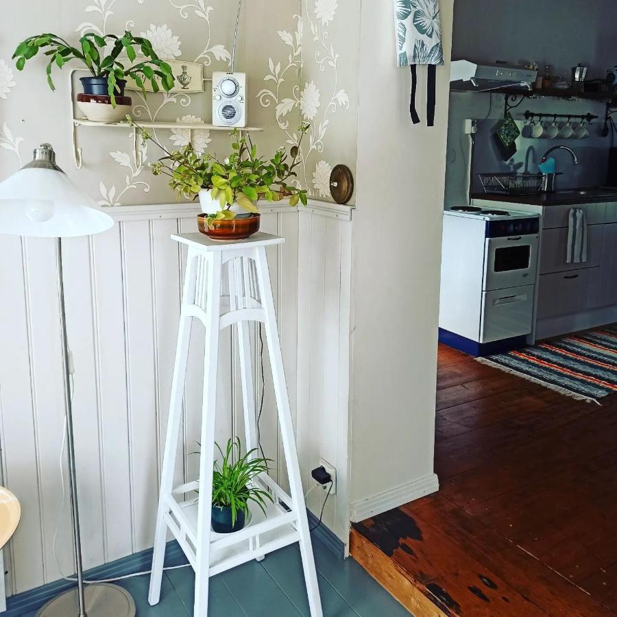 Kirkkokadun Amanda Ja Olga Bed & Breakfast Uusikaupunki Ngoại thất bức ảnh